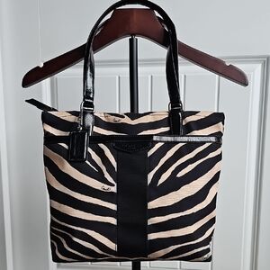 COACH 2013 SIGNATURE STRIPE ZEBRA PRINT TOTE